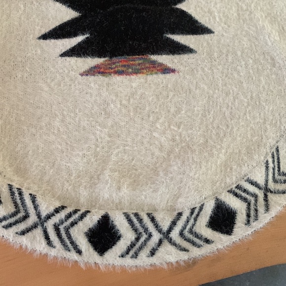 Sweater poncho - Picture 7 of 10